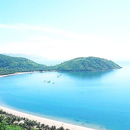 Yuni Hotel And Apartment Da Nang Exteriör bild