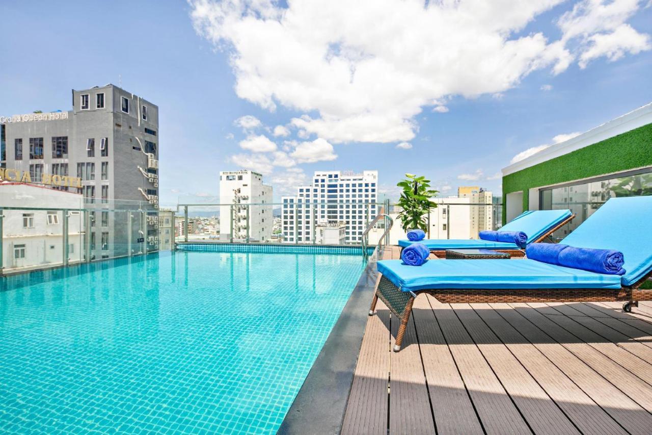 Yuni Hotel And Apartment Da Nang Exteriör bild