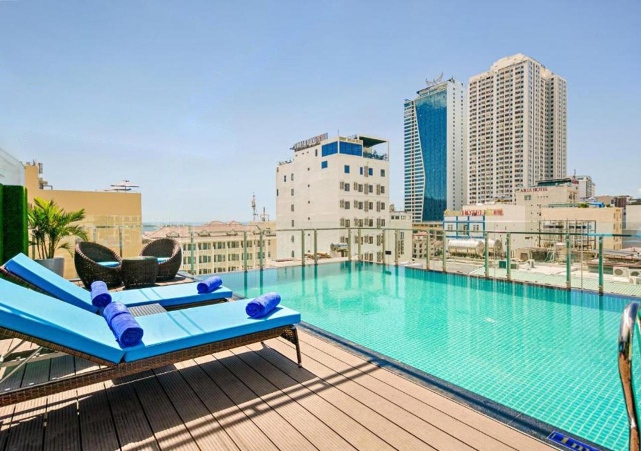 Yuni Hotel And Apartment Da Nang Exteriör bild